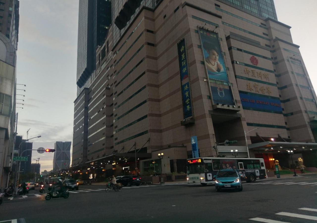 85 Cape Inn Kaohsiung Exterior photo